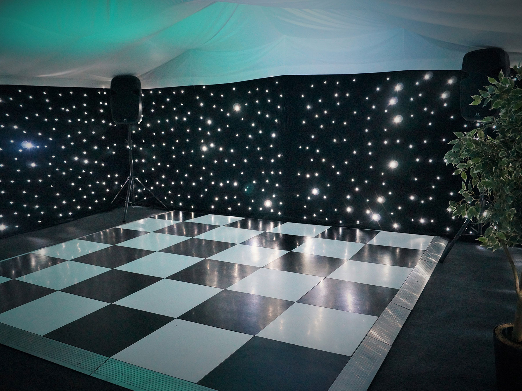 Jigsaw 36 - Starlit Dance Floor